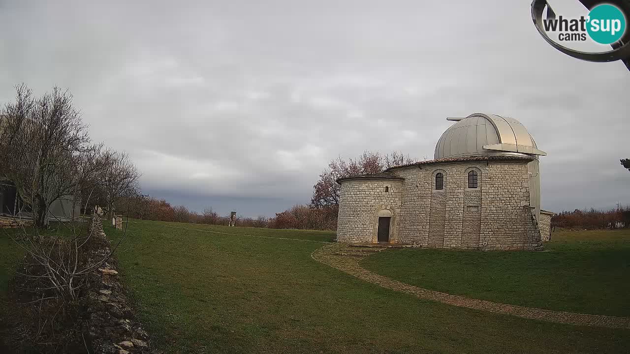 Višnjan Observatory Webcam: Gaze into the Cosmos from Istria, Croatia