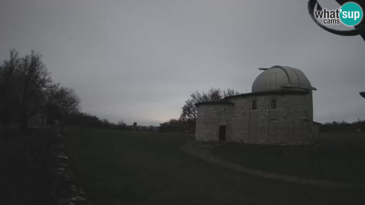 Višnjanska observatorijska spletna kamera: Opazujte vesolje iz Istre, Hrvaška