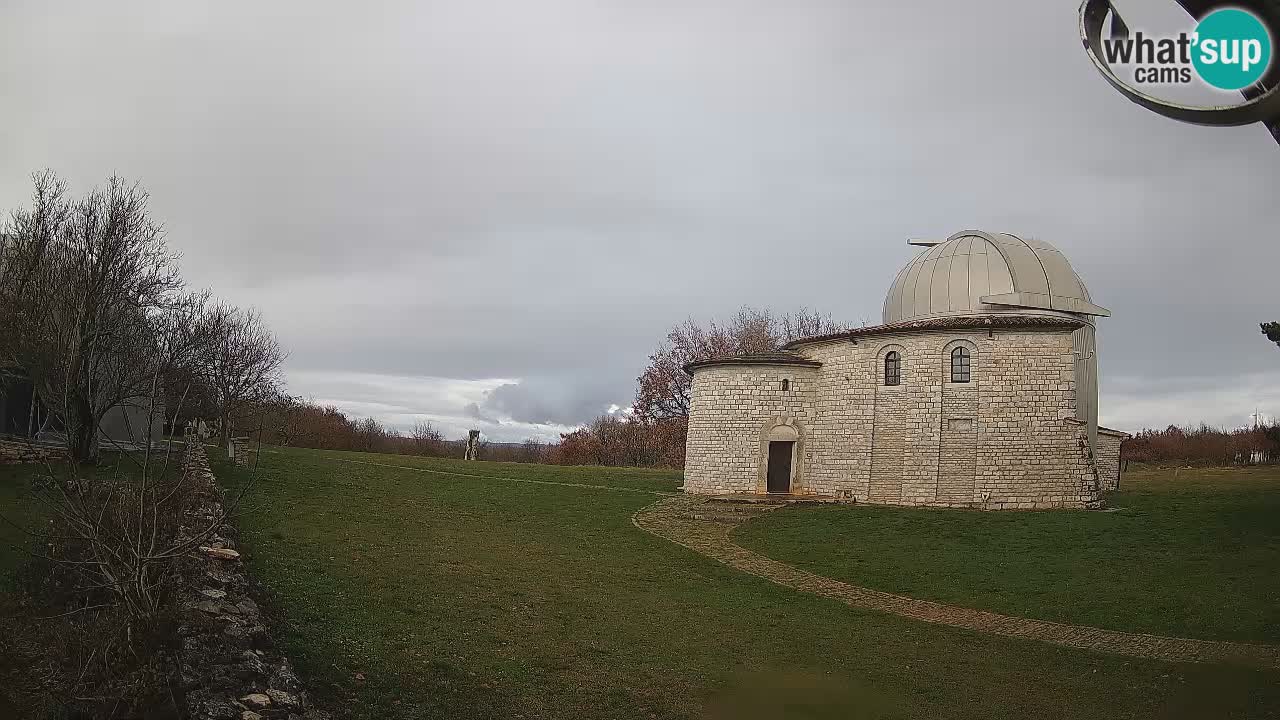 Webcam de l’Observatoire de Višnjan: Plongez dans le cosmos depuis l’Istrie, Croatie