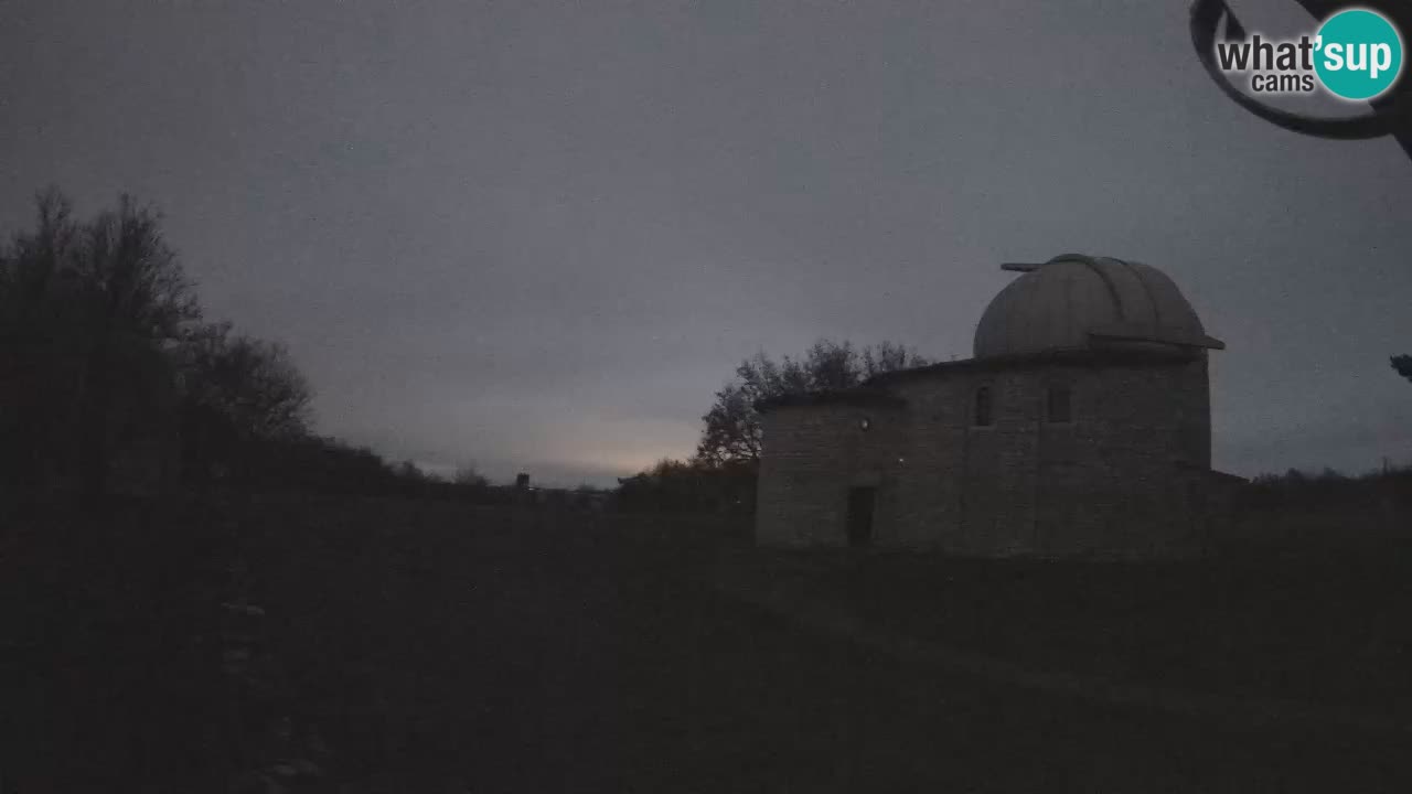 Webcam de l’Observatoire de Višnjan: Plongez dans le cosmos depuis l’Istrie, Croatie