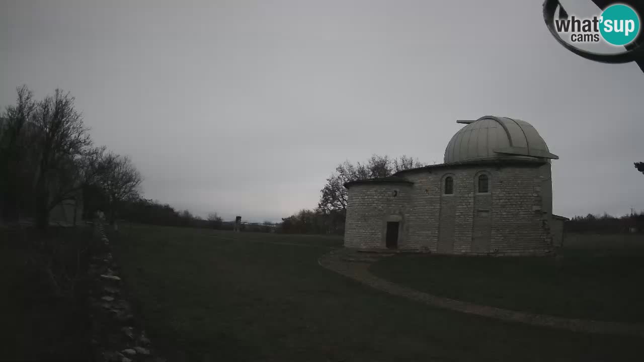 Webcam de l’Observatoire de Višnjan: Plongez dans le cosmos depuis l’Istrie, Croatie
