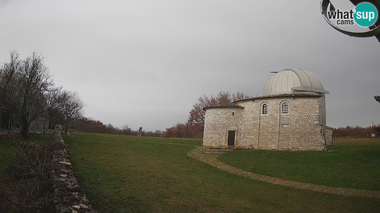 Višnjan Observatory Webcam: Gaze into the Cosmos from Istria, Croatia