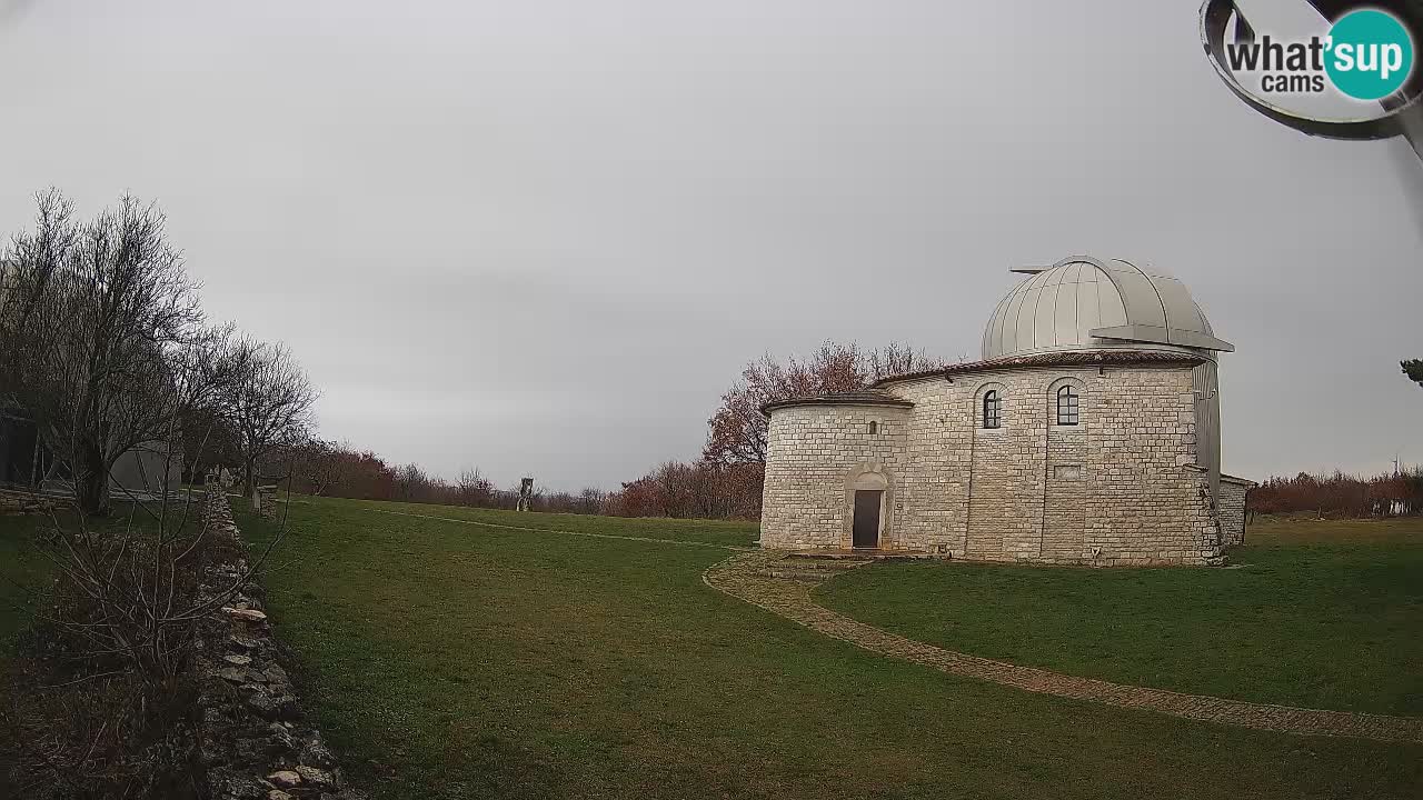 Webcam de l’Observatoire de Višnjan: Plongez dans le cosmos depuis l’Istrie, Croatie