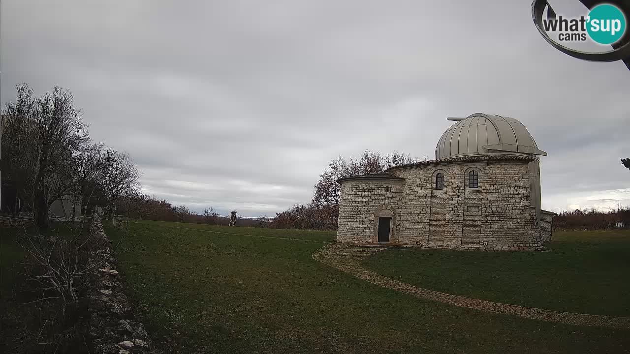 Višnjan Observatory Webcam: Gaze into the Cosmos from Istria, Croatia