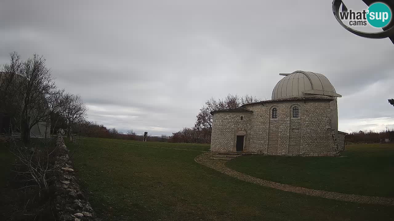 Višnjan Observatory Webcam: Gaze into the Cosmos from Istria, Croatia