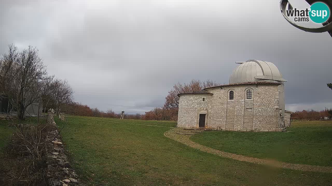 Webcam de l’Observatoire de Višnjan: Plongez dans le cosmos depuis l’Istrie, Croatie