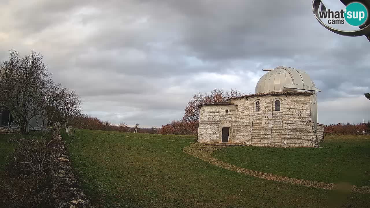 Višnjan Observatory Webcam: Gaze into the Cosmos from Istria, Croatia