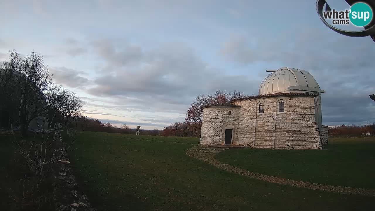 Višnjan Observatory Webcam: Gaze into the Cosmos from Istria, Croatia