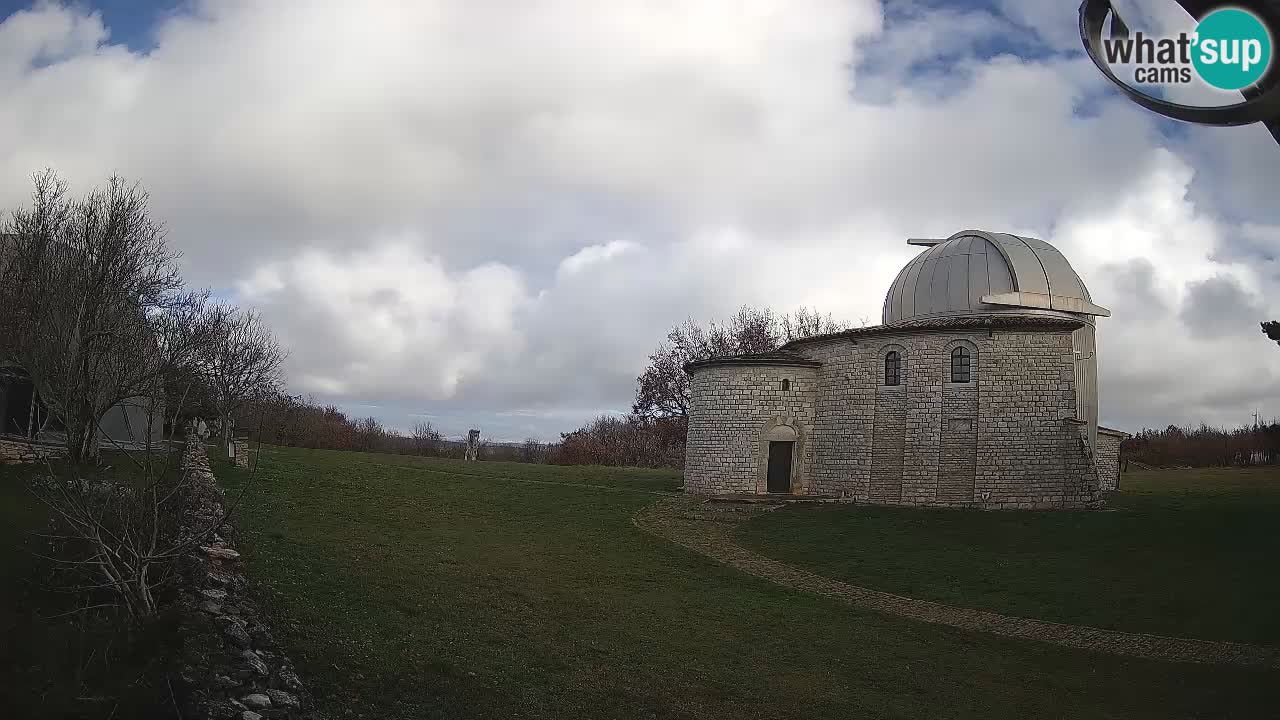 Višnjan Observatory Webcam: Gaze into the Cosmos from Istria, Croatia