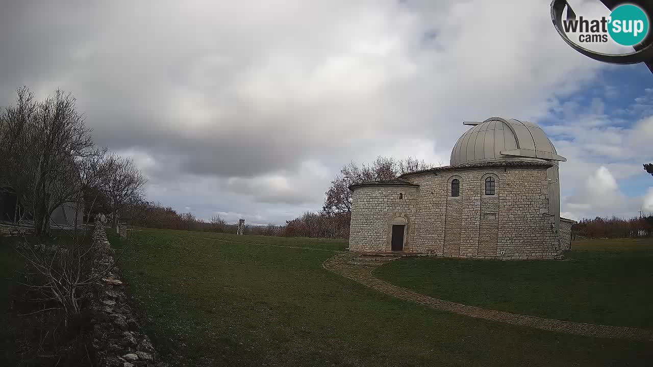Webcam de l’Observatoire de Višnjan: Plongez dans le cosmos depuis l’Istrie, Croatie