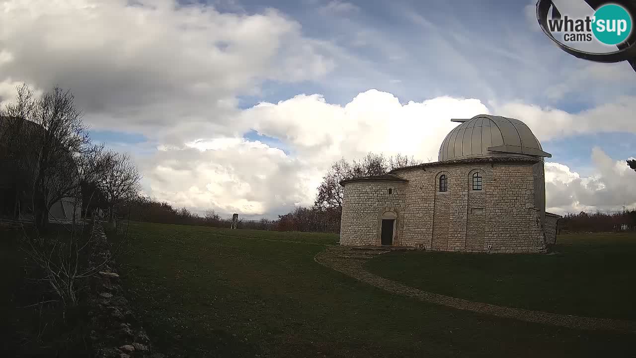 Višnjan Observatory Webcam: Gaze into the Cosmos from Istria, Croatia