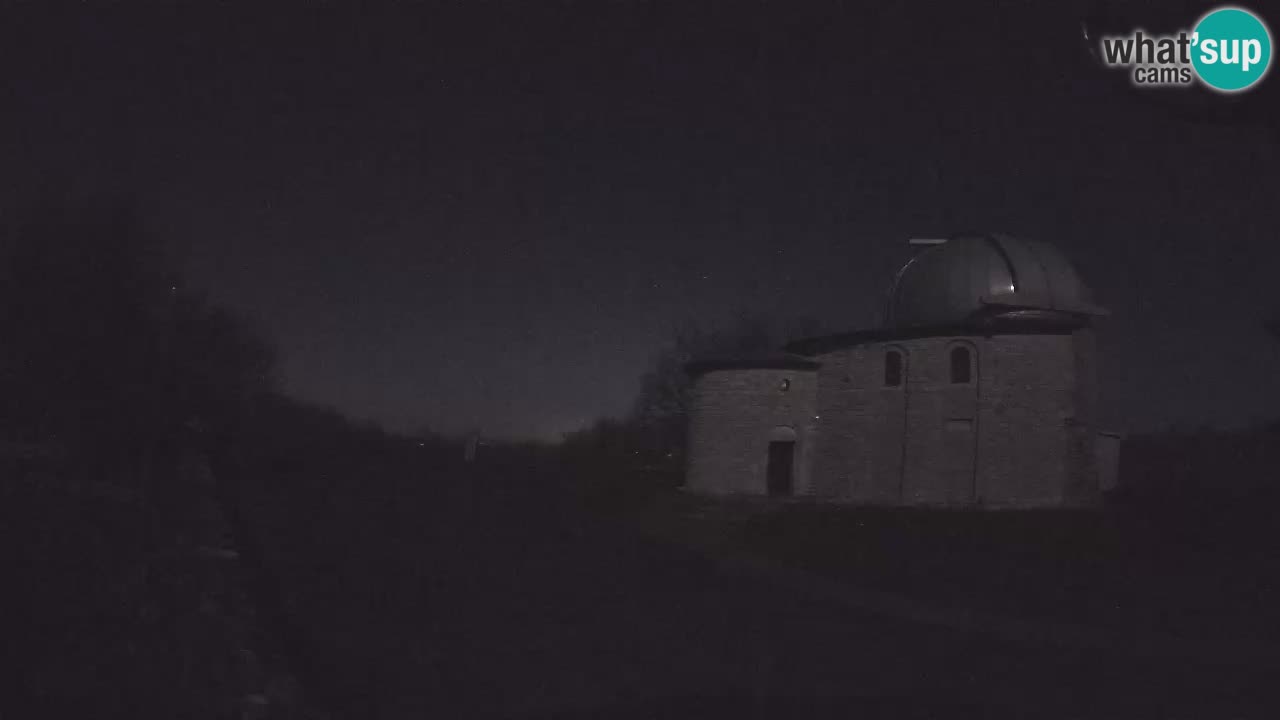 Webcam de l’Observatoire de Višnjan: Plongez dans le cosmos depuis l’Istrie, Croatie