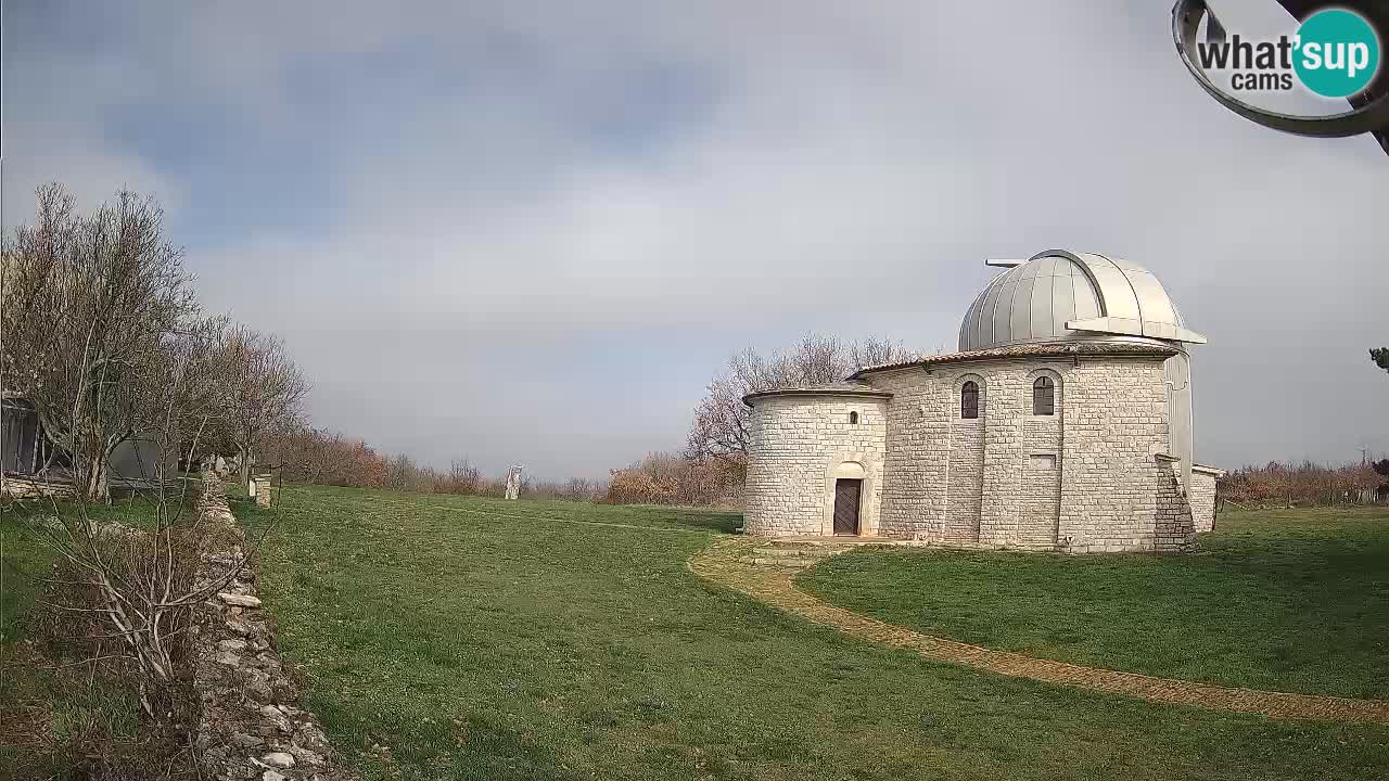 Webcam de l’Observatoire de Višnjan: Plongez dans le cosmos depuis l’Istrie, Croatie