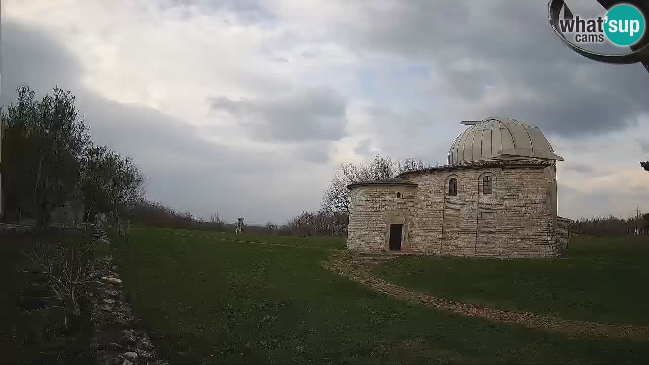 Webcam de l’Observatoire de Višnjan: Plongez dans le cosmos depuis l’Istrie, Croatie