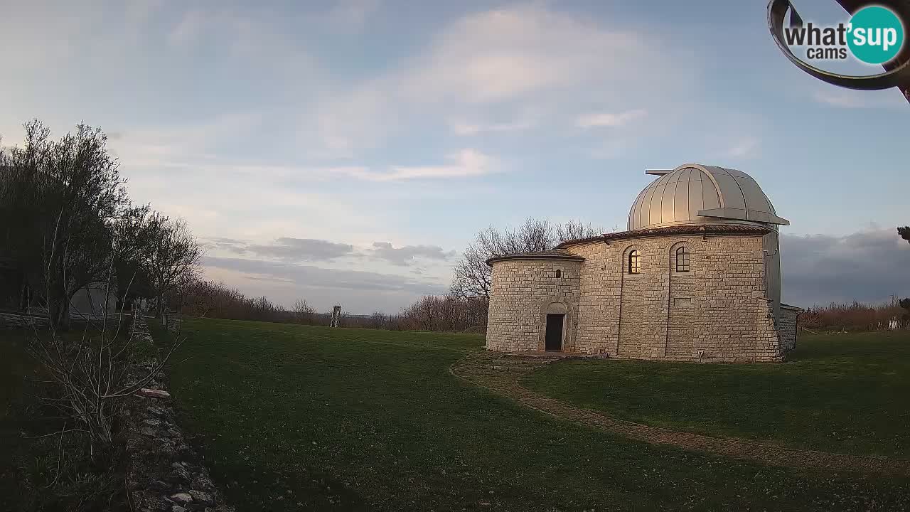 Webcam de l’Observatoire de Višnjan: Plongez dans le cosmos depuis l’Istrie, Croatie