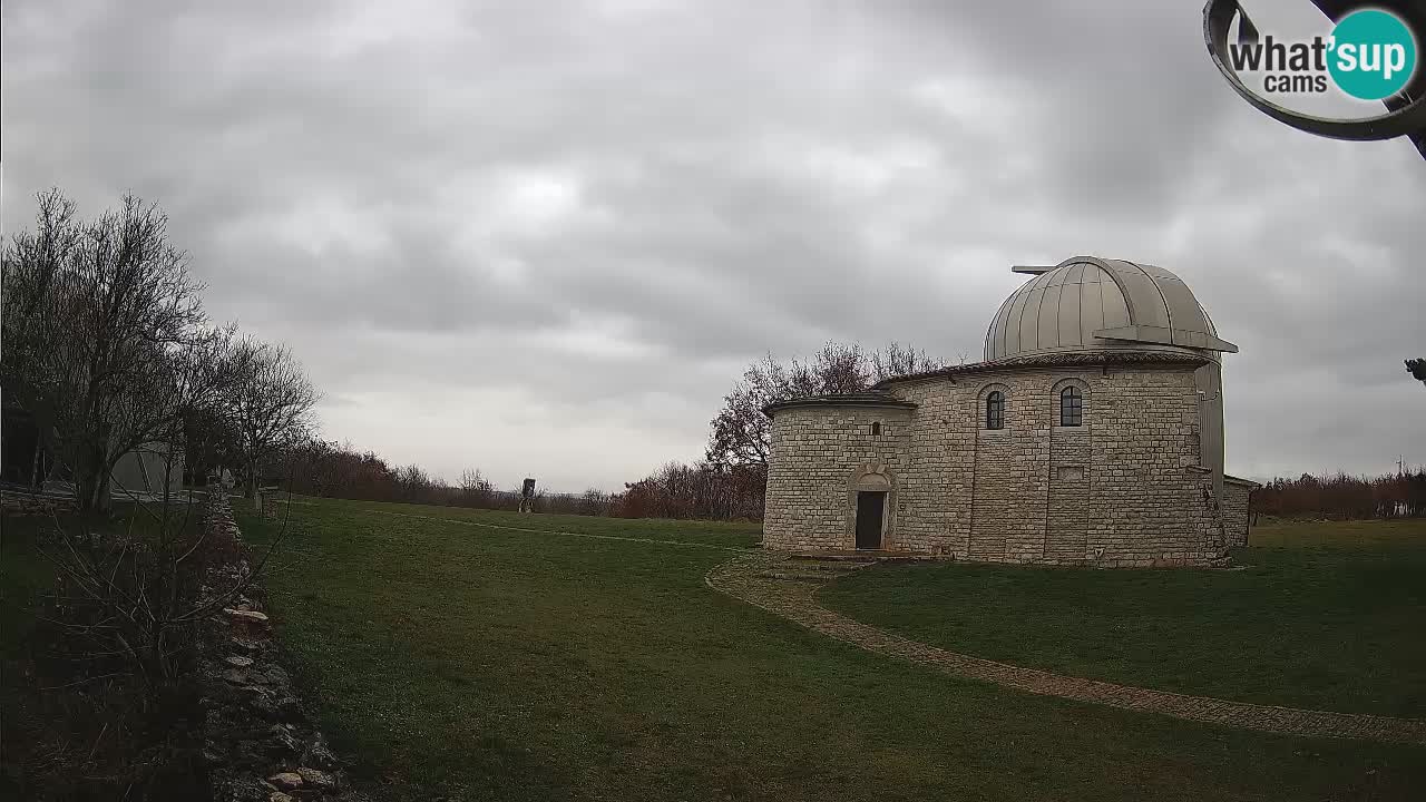 Višnjanska opservatorijska web kamera: Zavirite u svemir s poluotoka Istre, Hrvatska