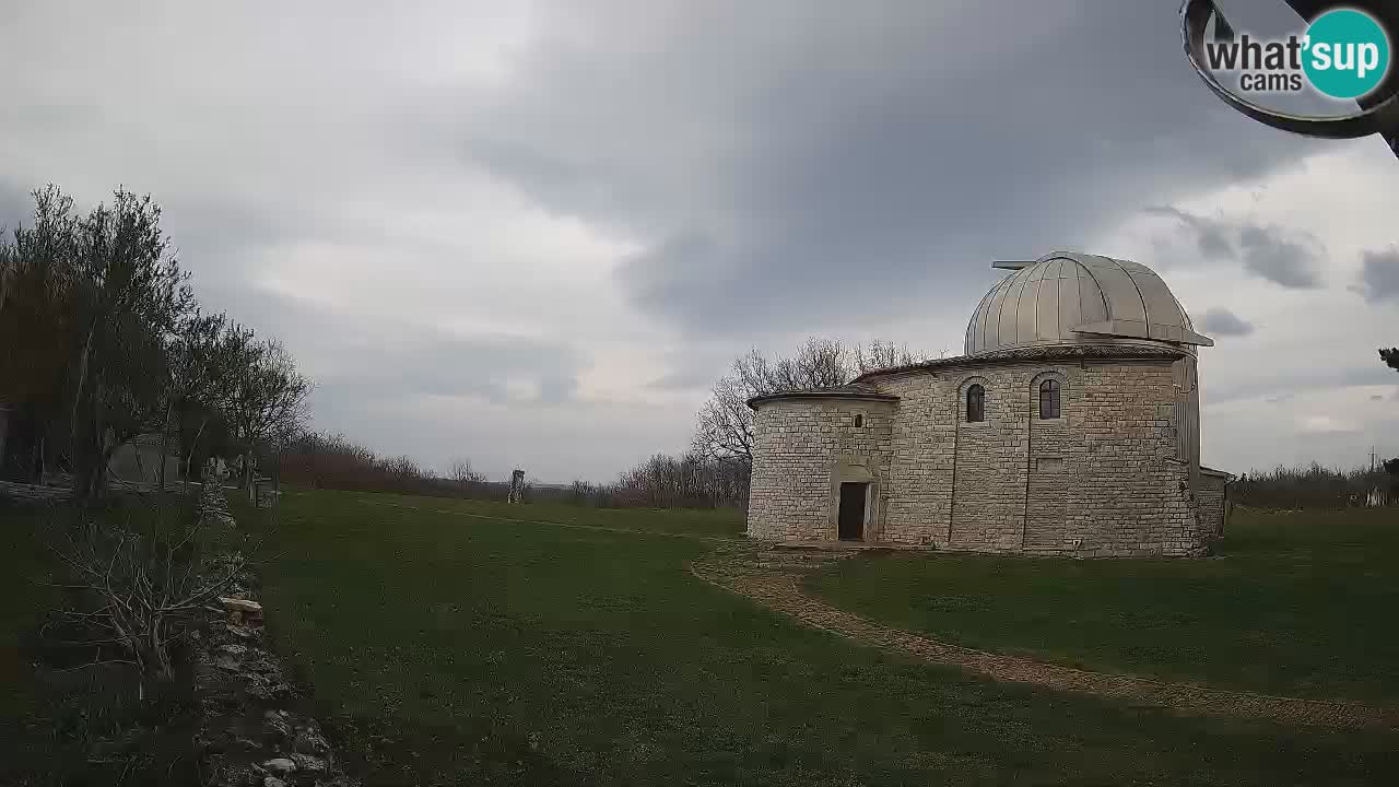 Višnjan Observatory Webcam: Gaze into the Cosmos from Istria, Croatia