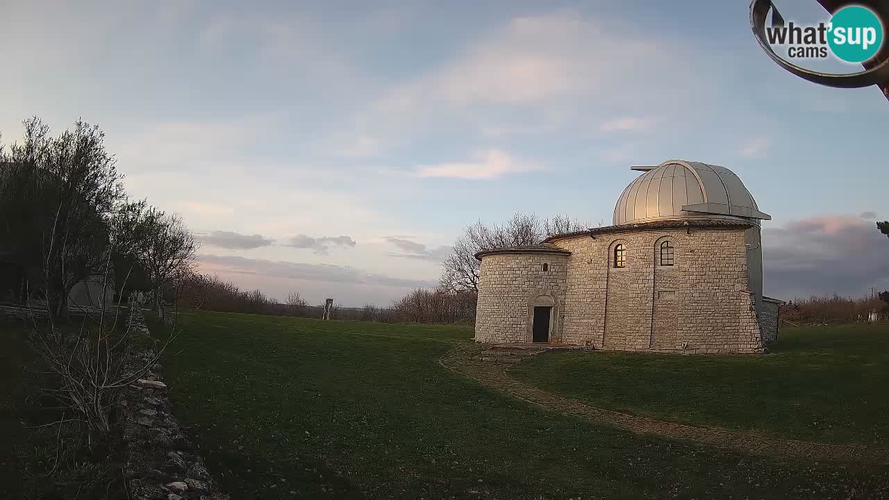 Višnjan Observatory Webcam: Gaze into the Cosmos from Istria, Croatia