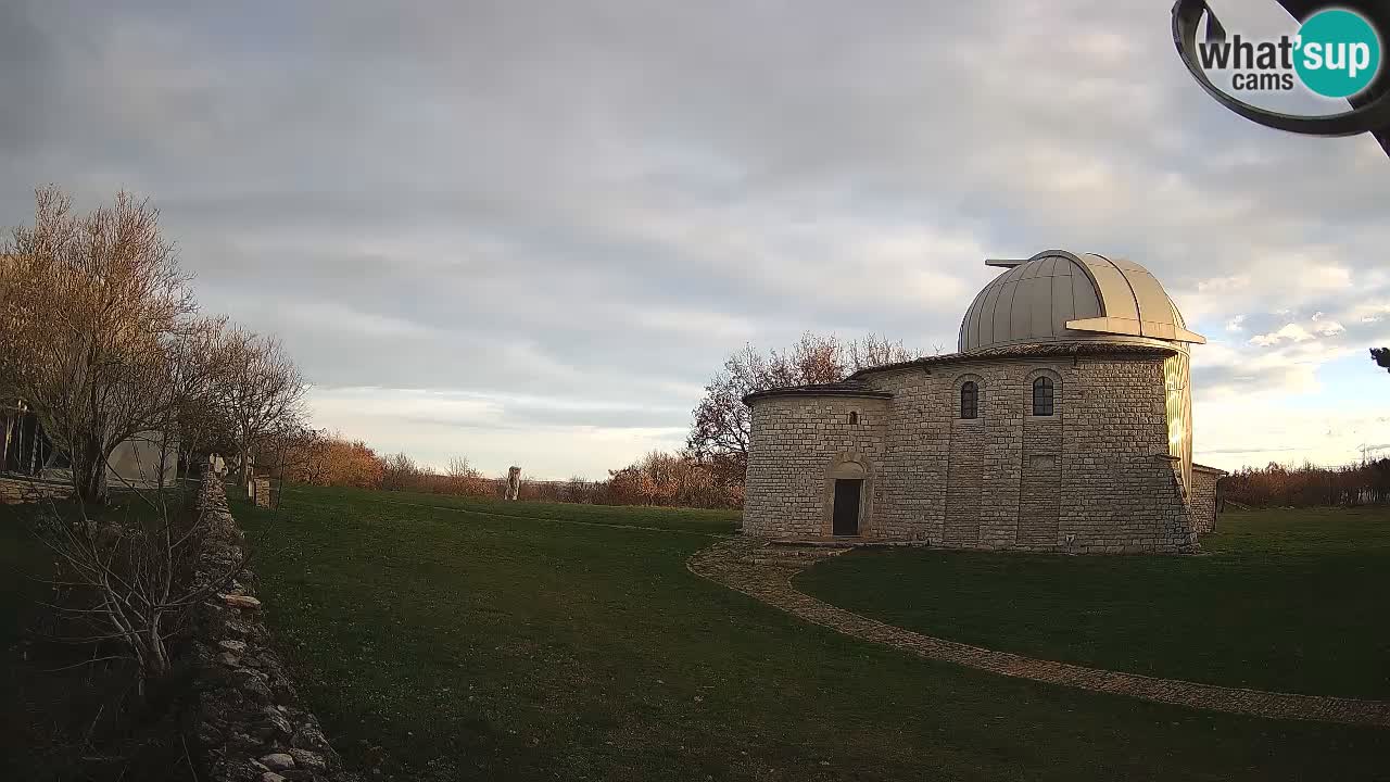Višnjan Observatory Webcam: Gaze into the Cosmos from Istria, Croatia