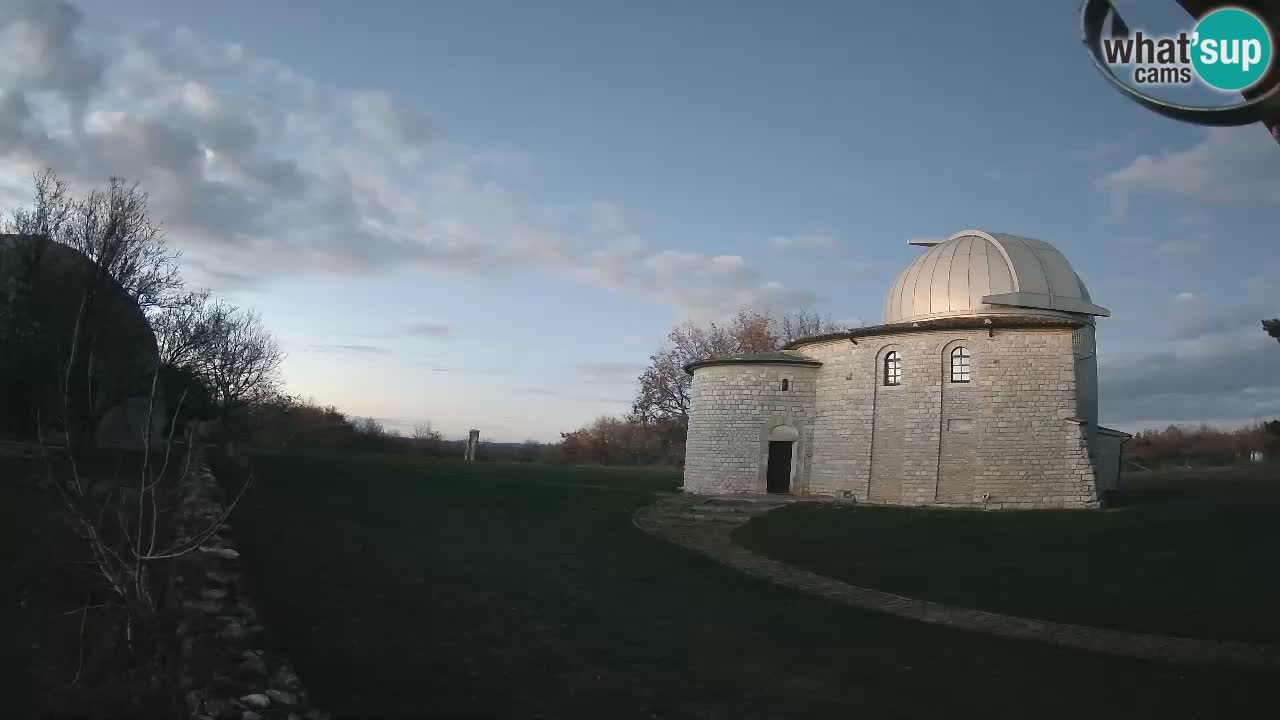 Višnjan Observatory Webcam: Gaze into the Cosmos from Istria, Croatia