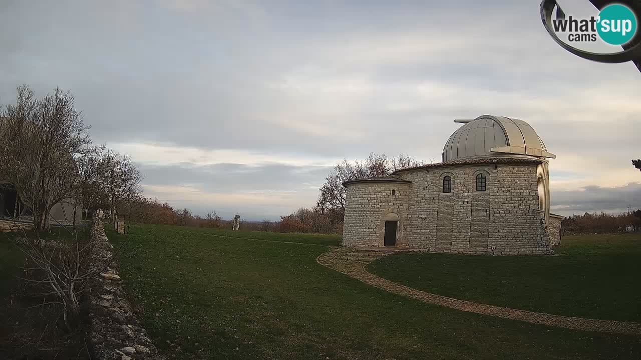 Webcam de l’Observatoire de Višnjan: Plongez dans le cosmos depuis l’Istrie, Croatie