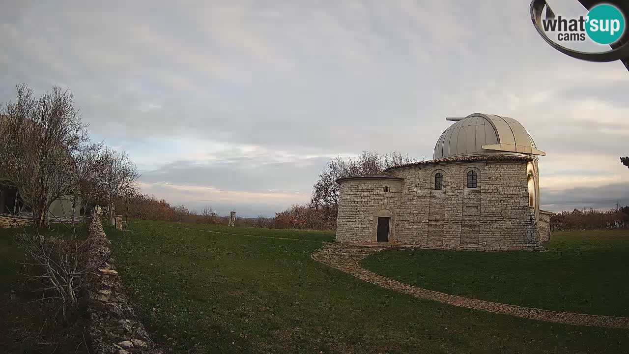 Webcam de l’Observatoire de Višnjan: Plongez dans le cosmos depuis l’Istrie, Croatie