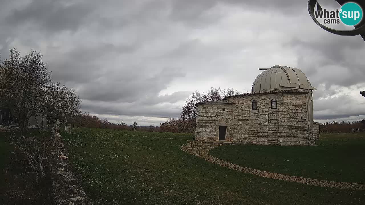 Višnjanska opservatorijska web kamera: Zavirite u svemir s poluotoka Istre, Hrvatska