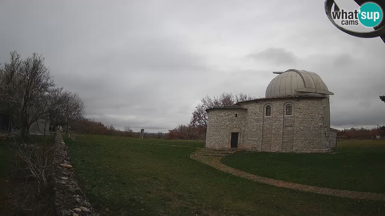 Višnjanska opservatorijska web kamera: Zavirite u svemir s poluotoka Istre, Hrvatska