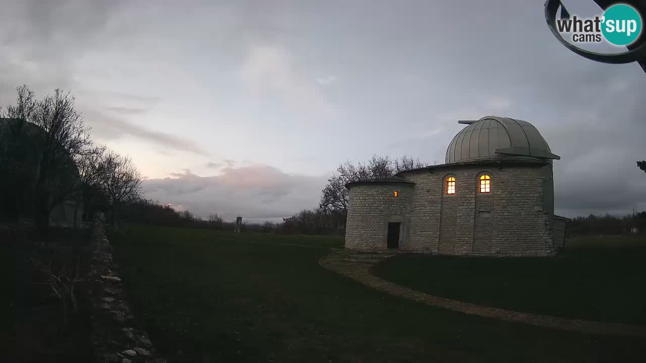 Višnjan Observatory Webcam: Gaze into the Cosmos from Istria, Croatia