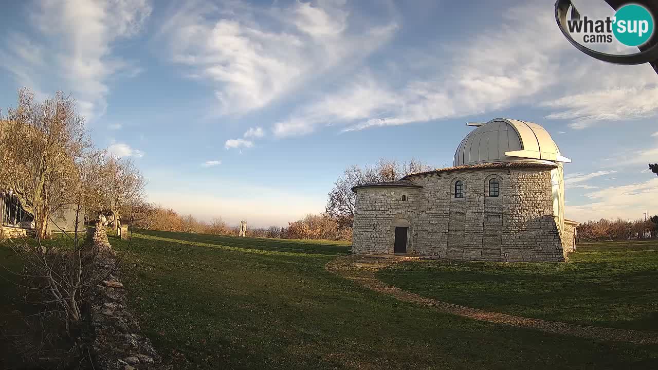 Webcam de l&rsquo;Observatoire de Višnjan: Plongez dans le cosmos depuis l&rsquo;Istrie, Croatie