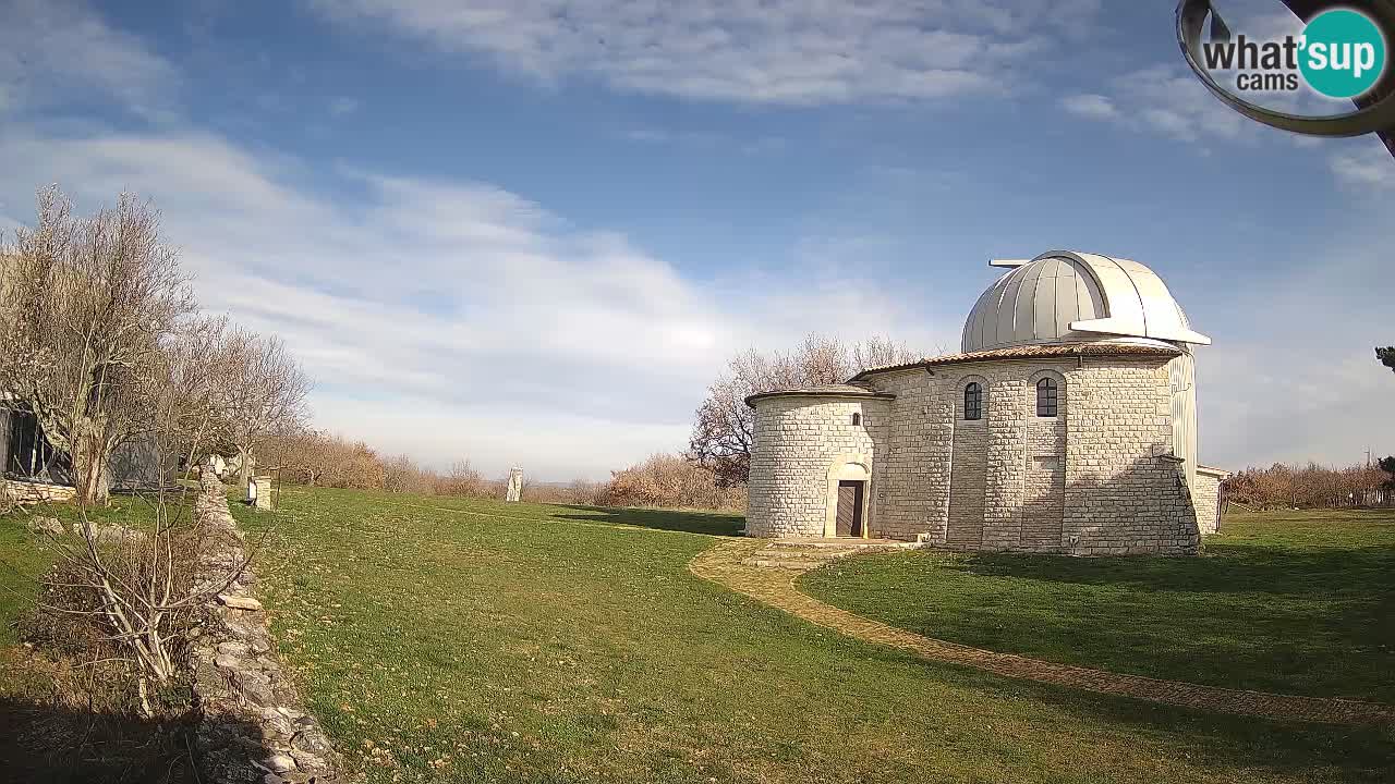 Višnjan Observatory Webcam: Gaze into the Cosmos from Istria, Croatia