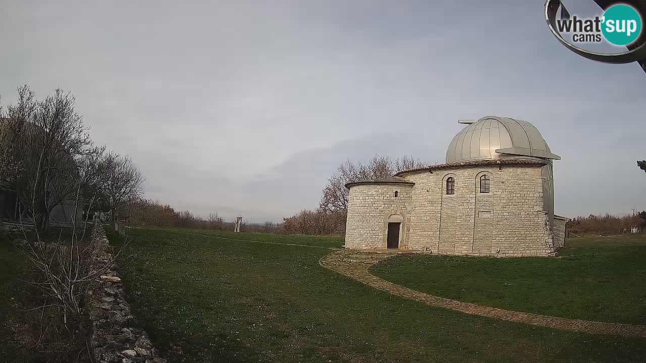 Višnjanska observatorijska spletna kamera: Opazujte vesolje iz Istre, Hrvaška