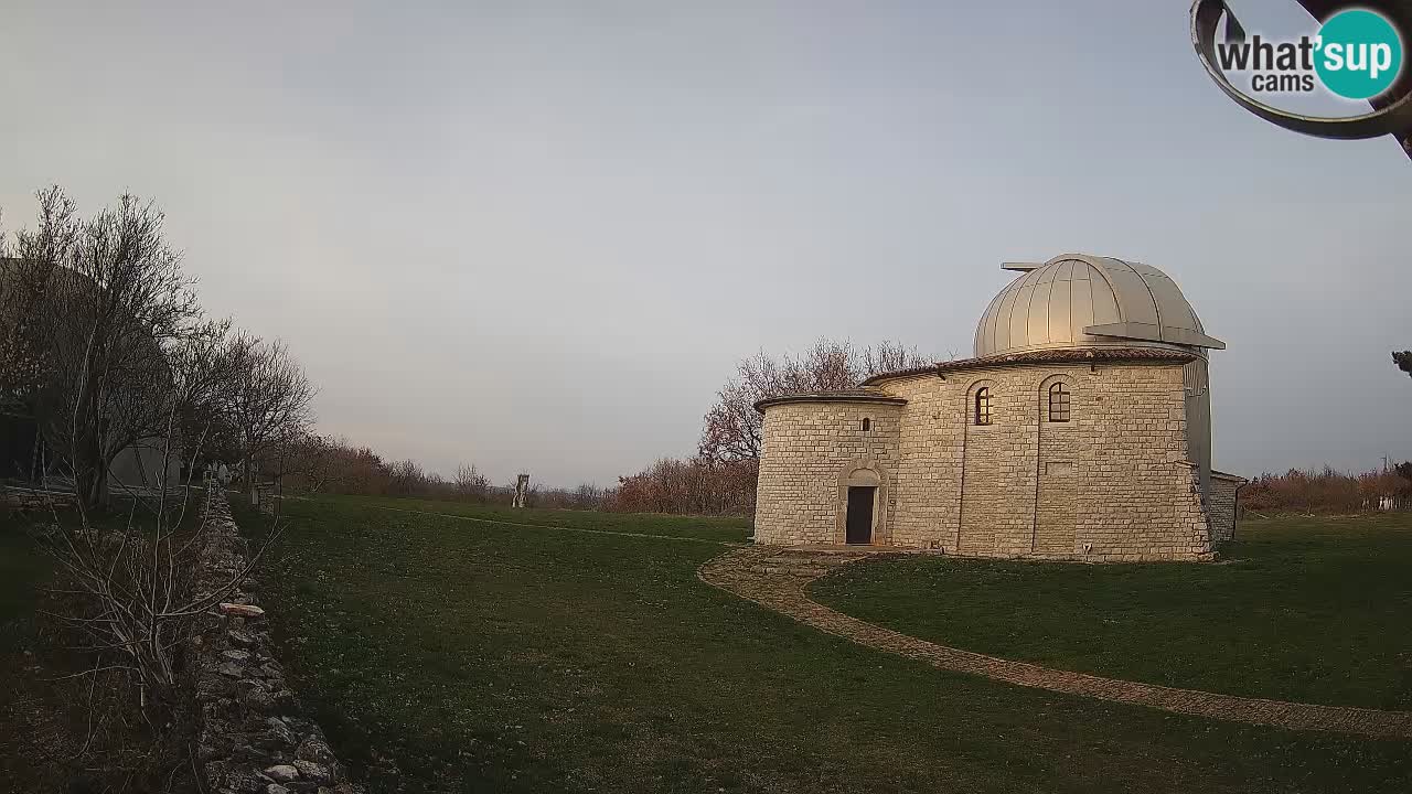 Višnjan Observatory Webcam: Gaze into the Cosmos from Istria, Croatia