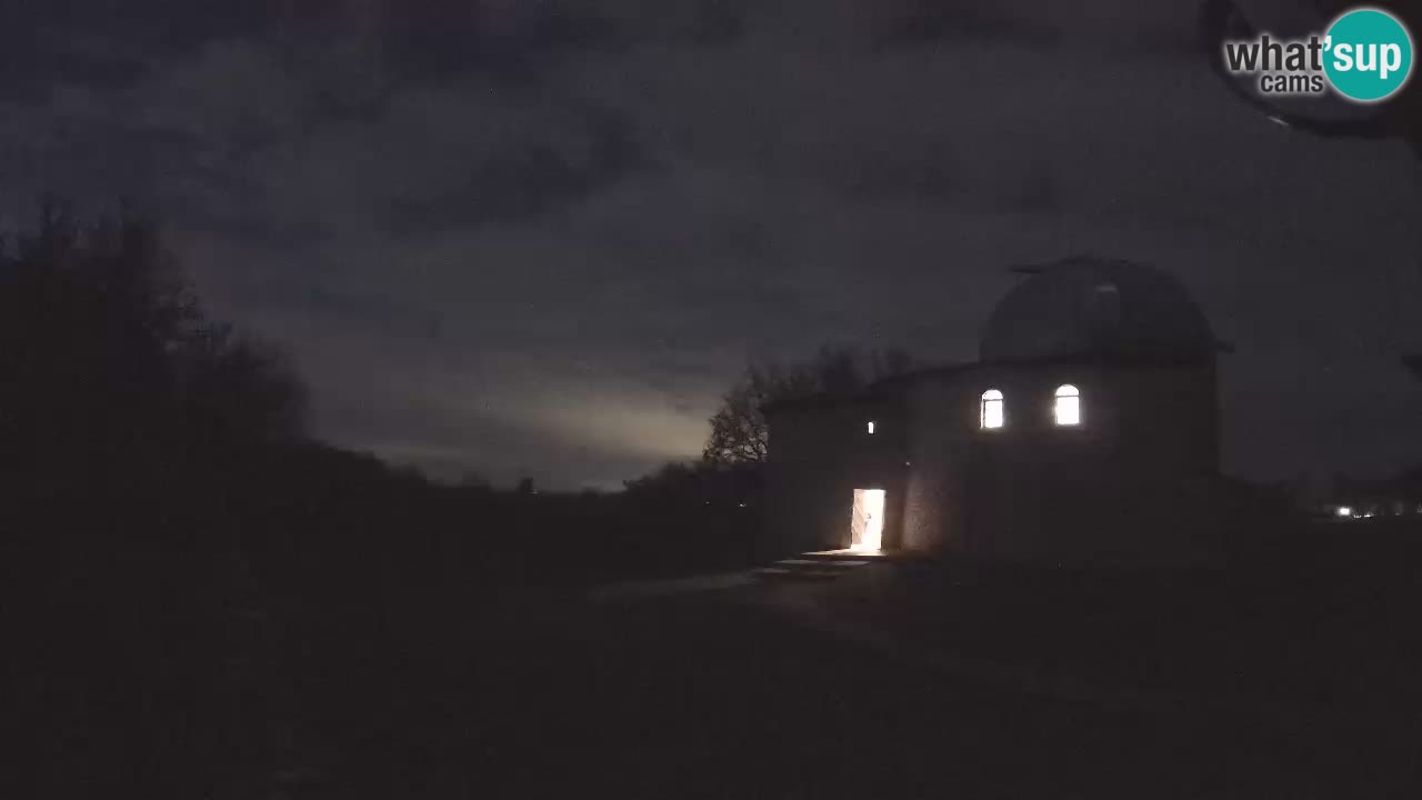 Višnjan Observatory Webcam: Gaze into the Cosmos from Istria, Croatia