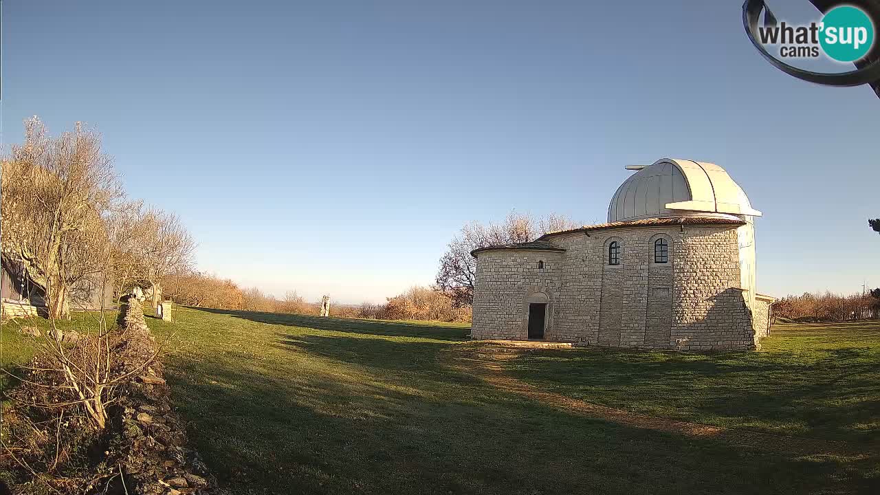 Webcam de l’Observatoire de Višnjan: Plongez dans le cosmos depuis l’Istrie, Croatie