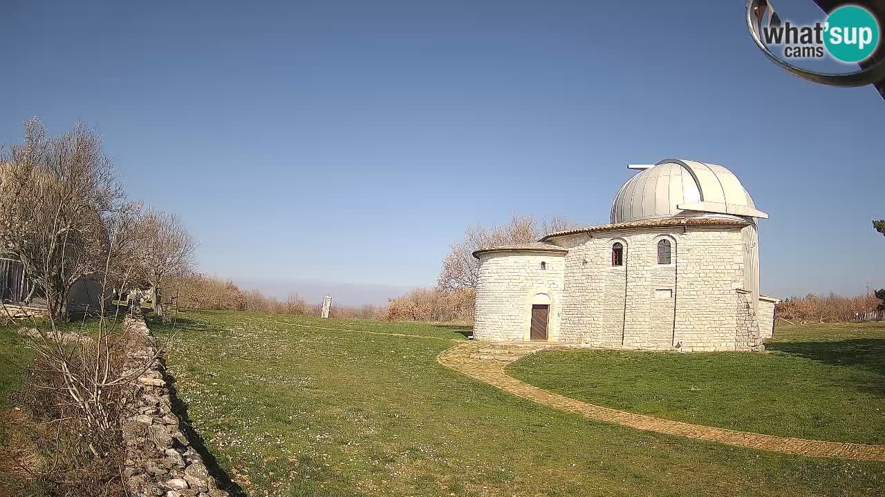 Višnjanska opservatorijska web kamera: Zavirite u svemir s poluotoka Istre, Hrvatska