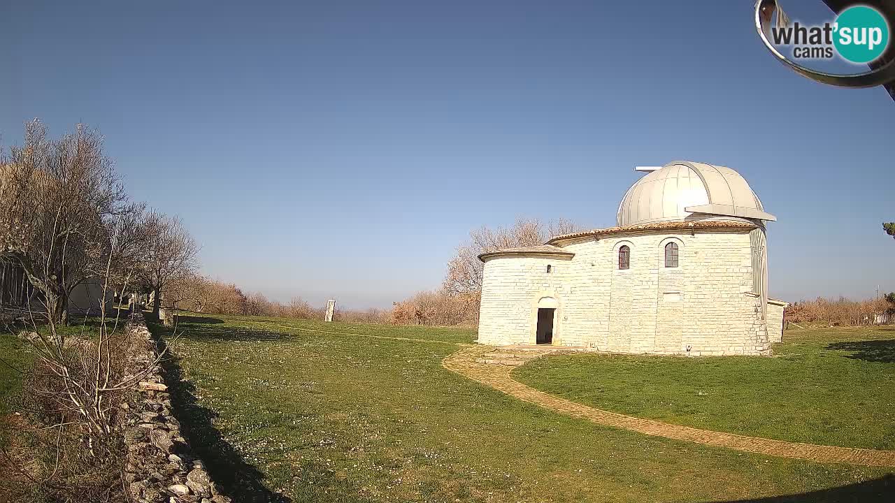 Višnjanska opservatorijska web kamera: Zavirite u svemir s poluotoka Istre, Hrvatska
