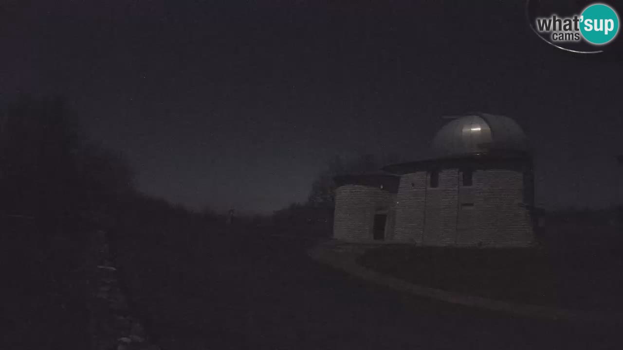 Webcam del Observatorio de Višnjan: Contempla el cosmos desde Istria, Croacia