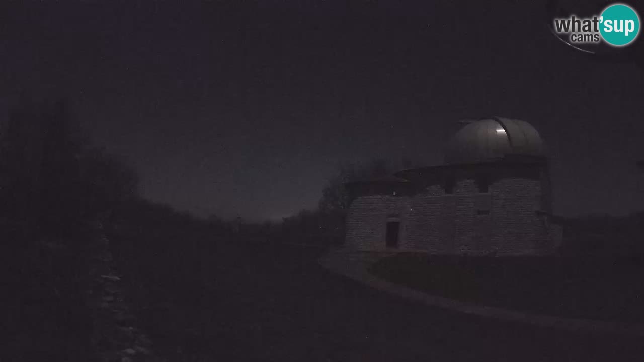 Višnjan Observatory Webcam: Gaze into the Cosmos from Istria, Croatia
