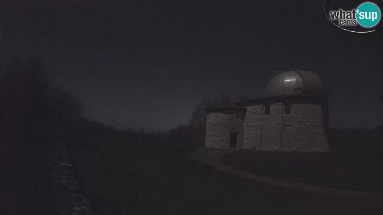 Višnjan Observatory Webcam: Gaze into the Cosmos from Istria, Croatia
