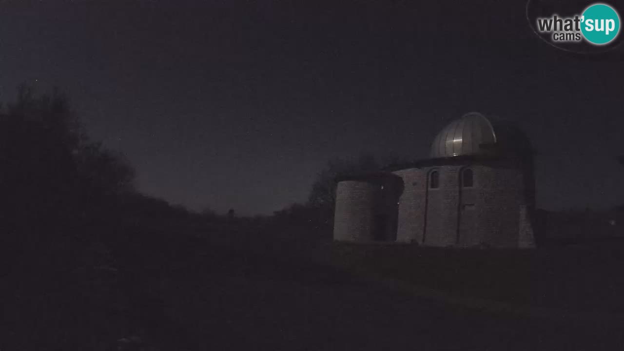 Višnjanska observatorijska spletna kamera: Opazujte vesolje iz Istre, Hrvaška