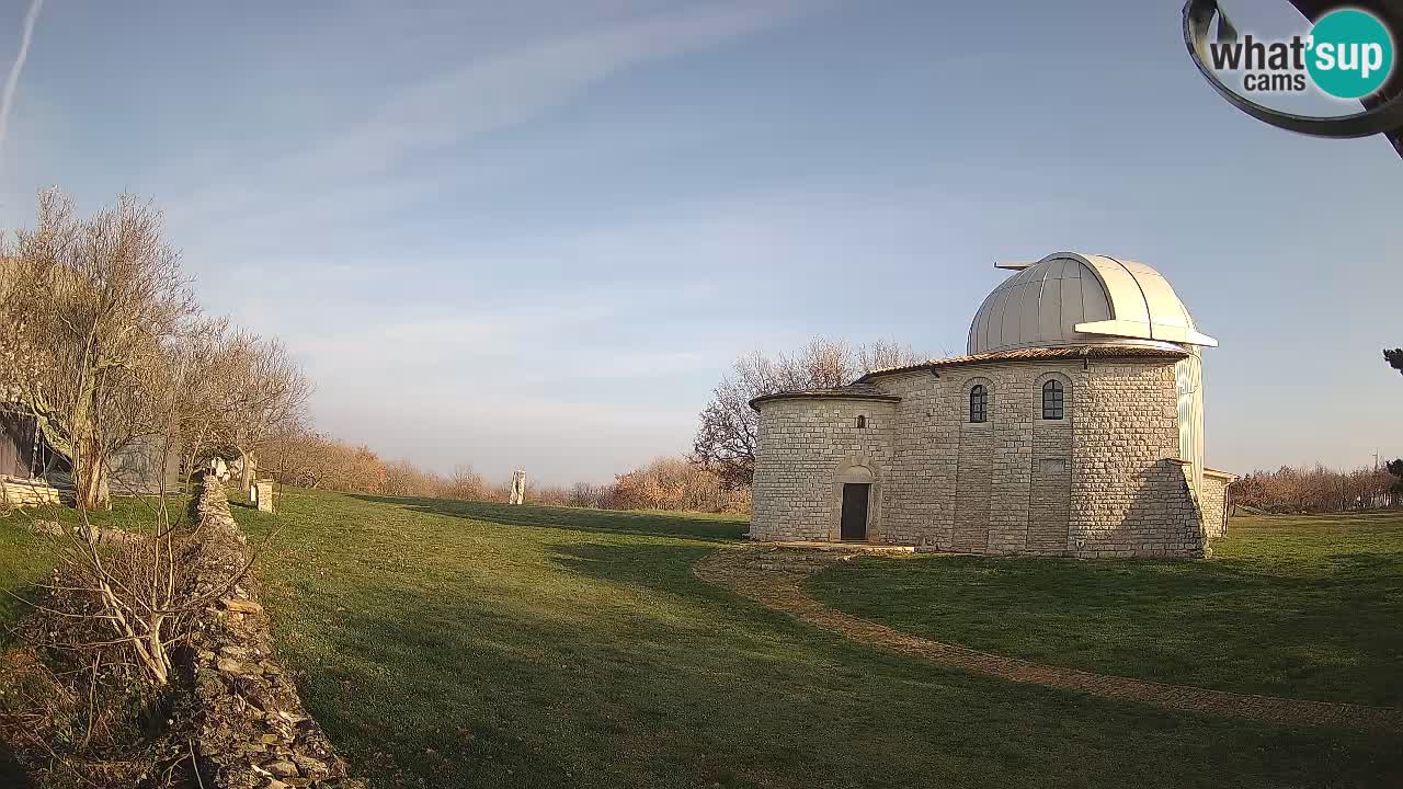 Višnjanska opservatorijska web kamera: Zavirite u svemir s poluotoka Istre, Hrvatska