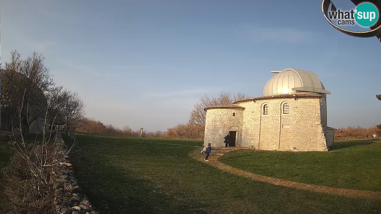 Višnjanska observatorijska spletna kamera: Opazujte vesolje iz Istre, Hrvaška