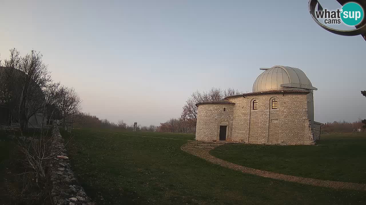 Višnjan Observatory Webcam: Gaze into the Cosmos from Istria, Croatia