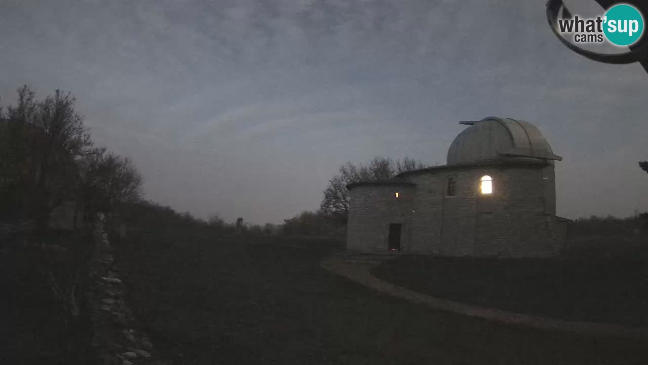 Višnjan Observatory Webcam: Gaze into the Cosmos from Istria, Croatia