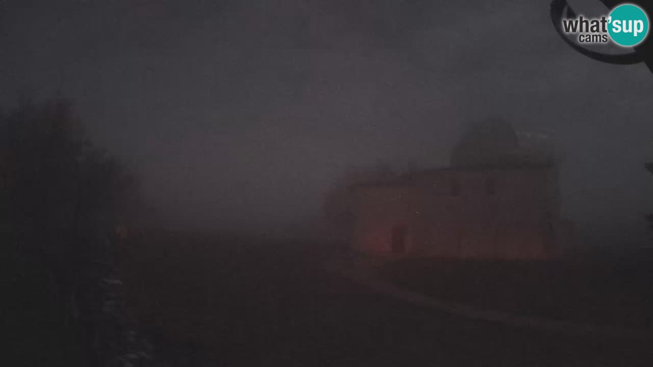 Višnjan Observatory Webcam: Gaze into the Cosmos from Istria, Croatia