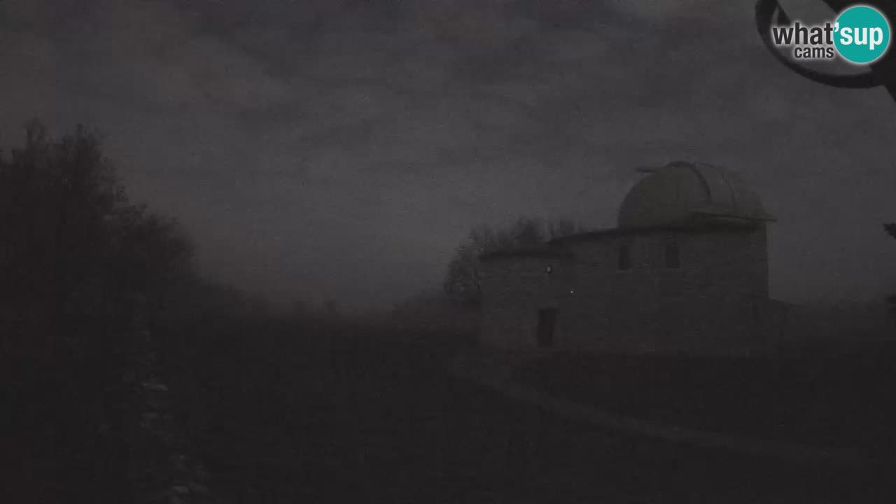 Višnjan Observatory Webcam: Gaze into the Cosmos from Istria, Croatia