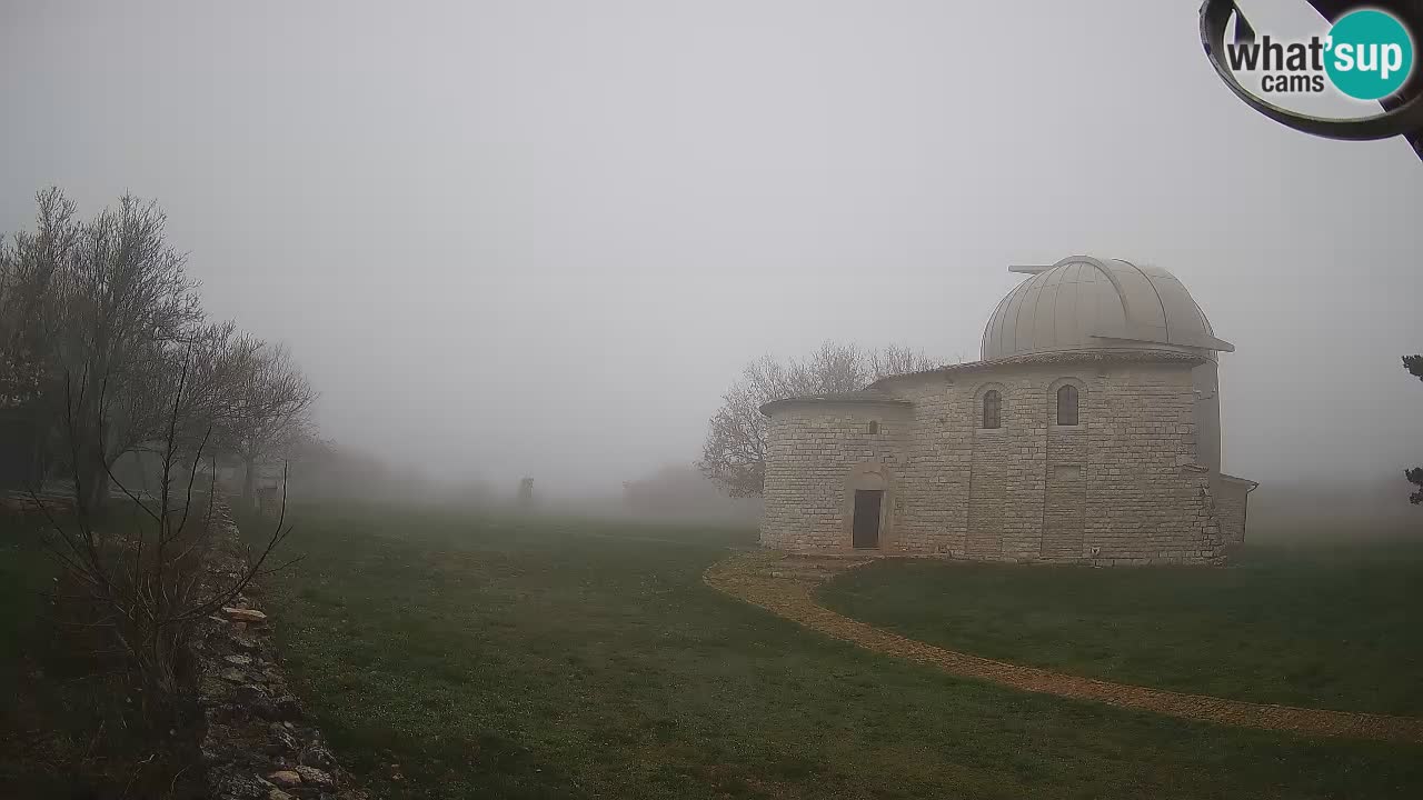 Višnjan Observatory Webcam: Gaze into the Cosmos from Istria, Croatia