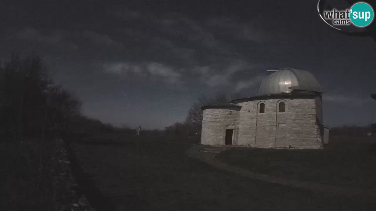 Višnjan Observatory Webcam: Gaze into the Cosmos from Istria, Croatia