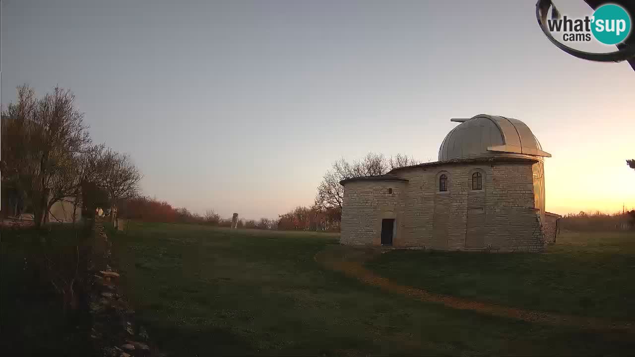 Webcam del Observatorio de Višnjan: Contempla el cosmos desde Istria, Croacia